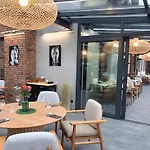 Barczyzna Medical فندق